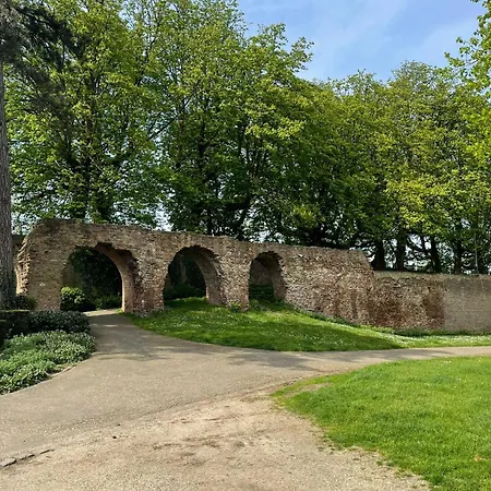 شقة Stadsappartement Valkhof