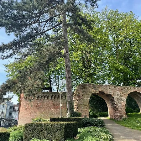 Stadsappartement Valkhof شقة